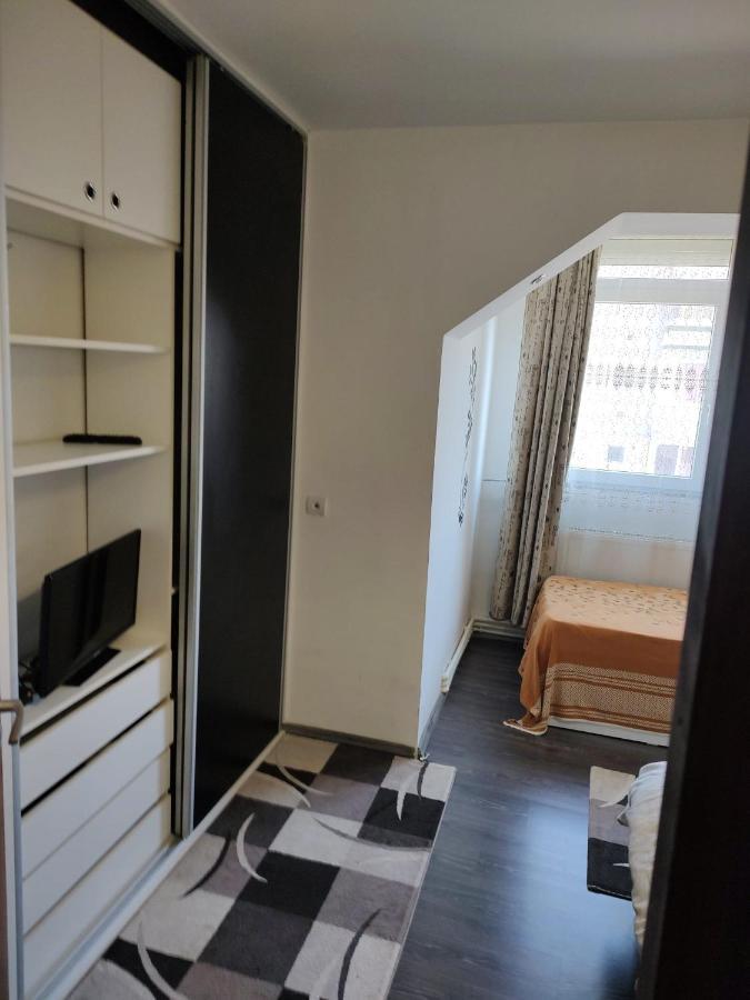 White Black Rooms ฮูเนโดอารา ภายนอก รูปภาพ